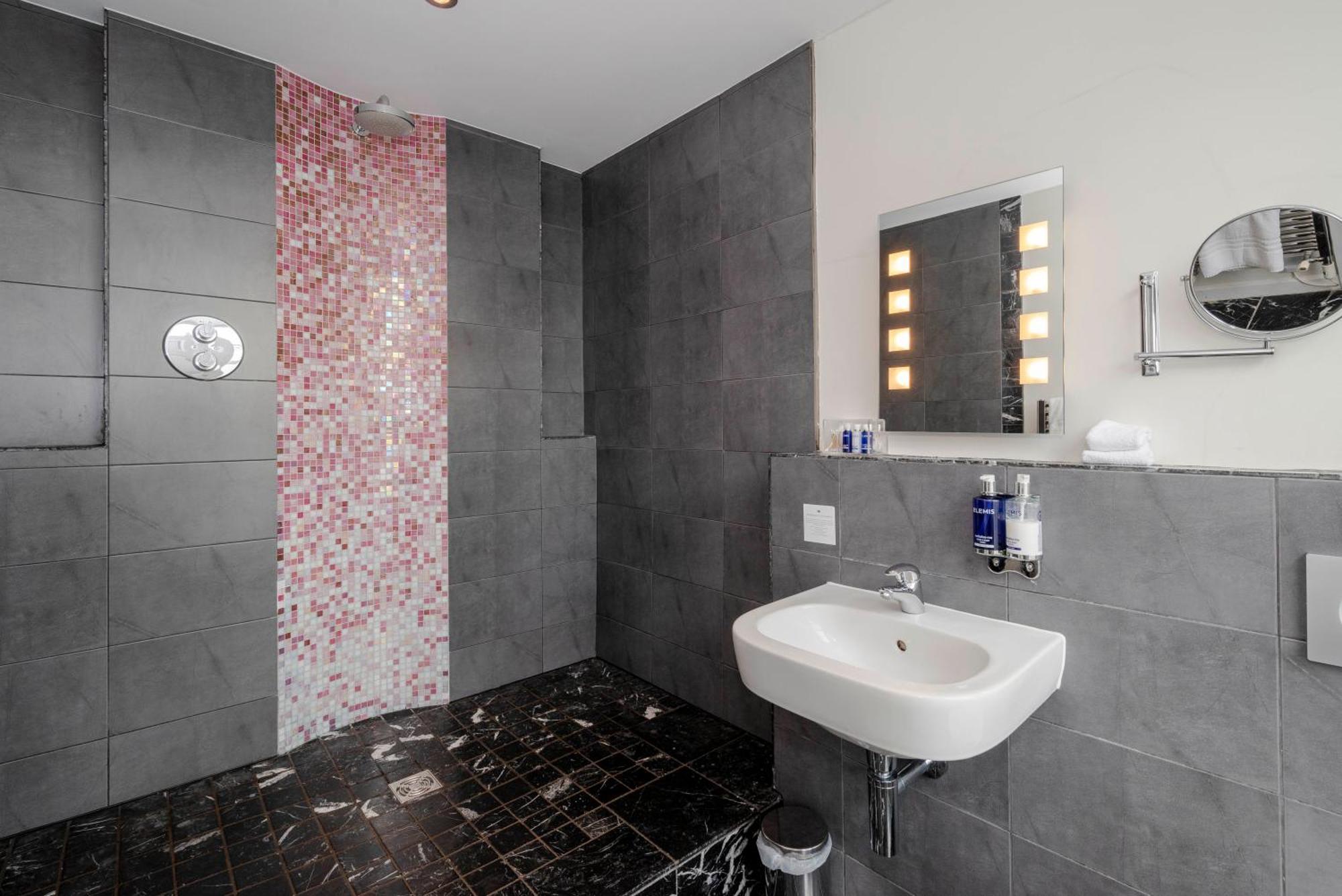 Fishmore Hall Hotel And Boutique Spa Лудлоу Экстерьер фото